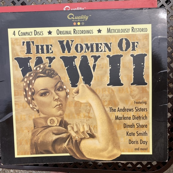 WWII CD Sets: 8 Compact Discs = 96 Songs - Picture 5 of 7